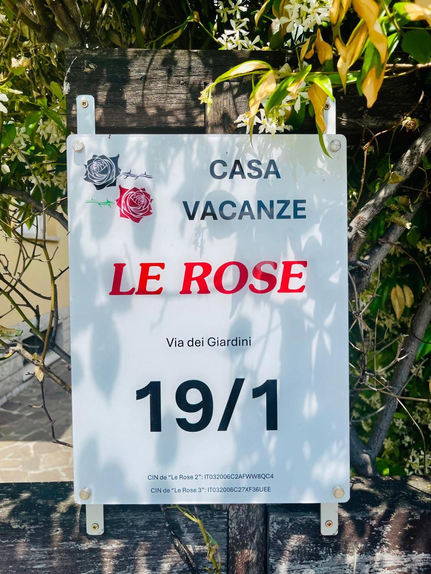 Le Rose Lejlighed Trieste Eksteriør billede